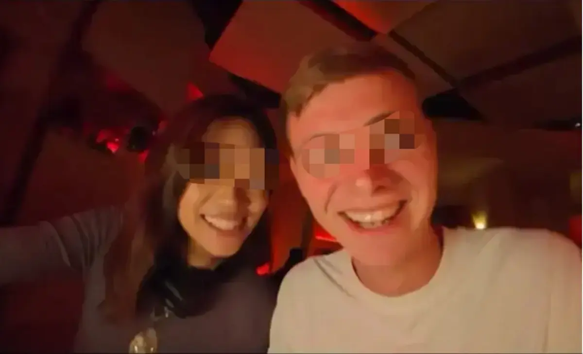 海外爆火《西安麻辣烫女孩》无删减HD在线观看-西安夜游意外捕捉感人瞬间-全片首次公开免费观看西安麻辣烫女孩