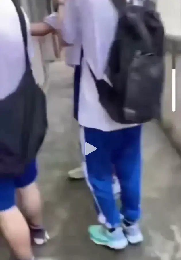 《大昌市第七中学鬼敲门》1080P高清未删减版在线观看-大昌七中鬼敲门全集免费播放-无广告流畅观看夸克网盘下载《大昌市第七中学鬼敲门》
