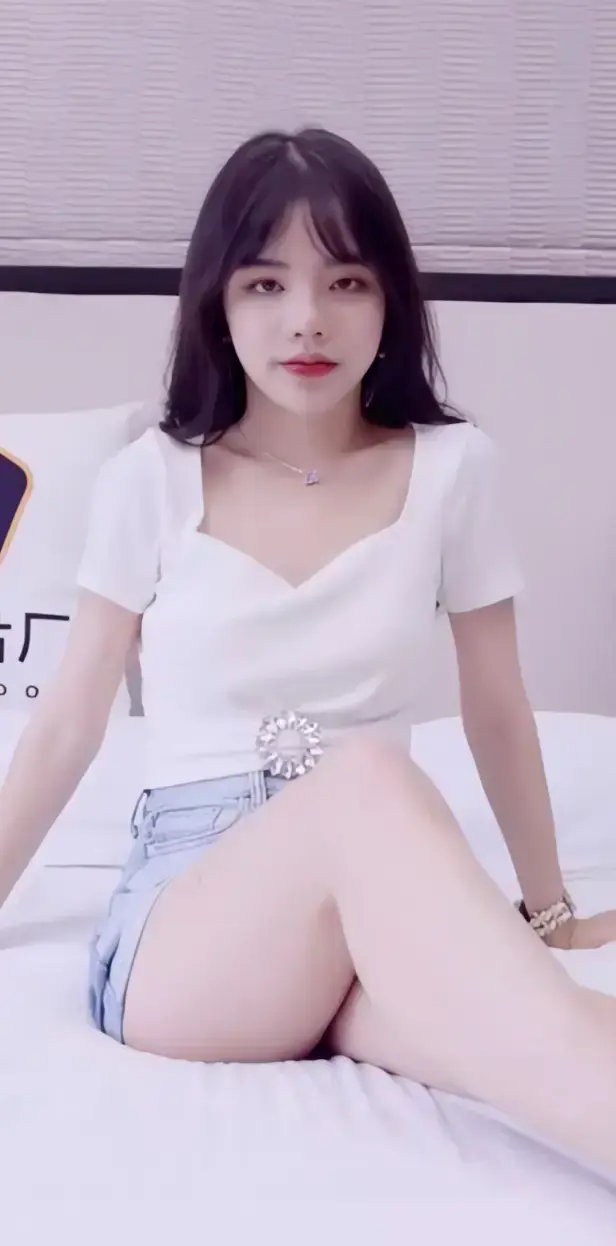 《潘甜甜三部曲》相关资源图片