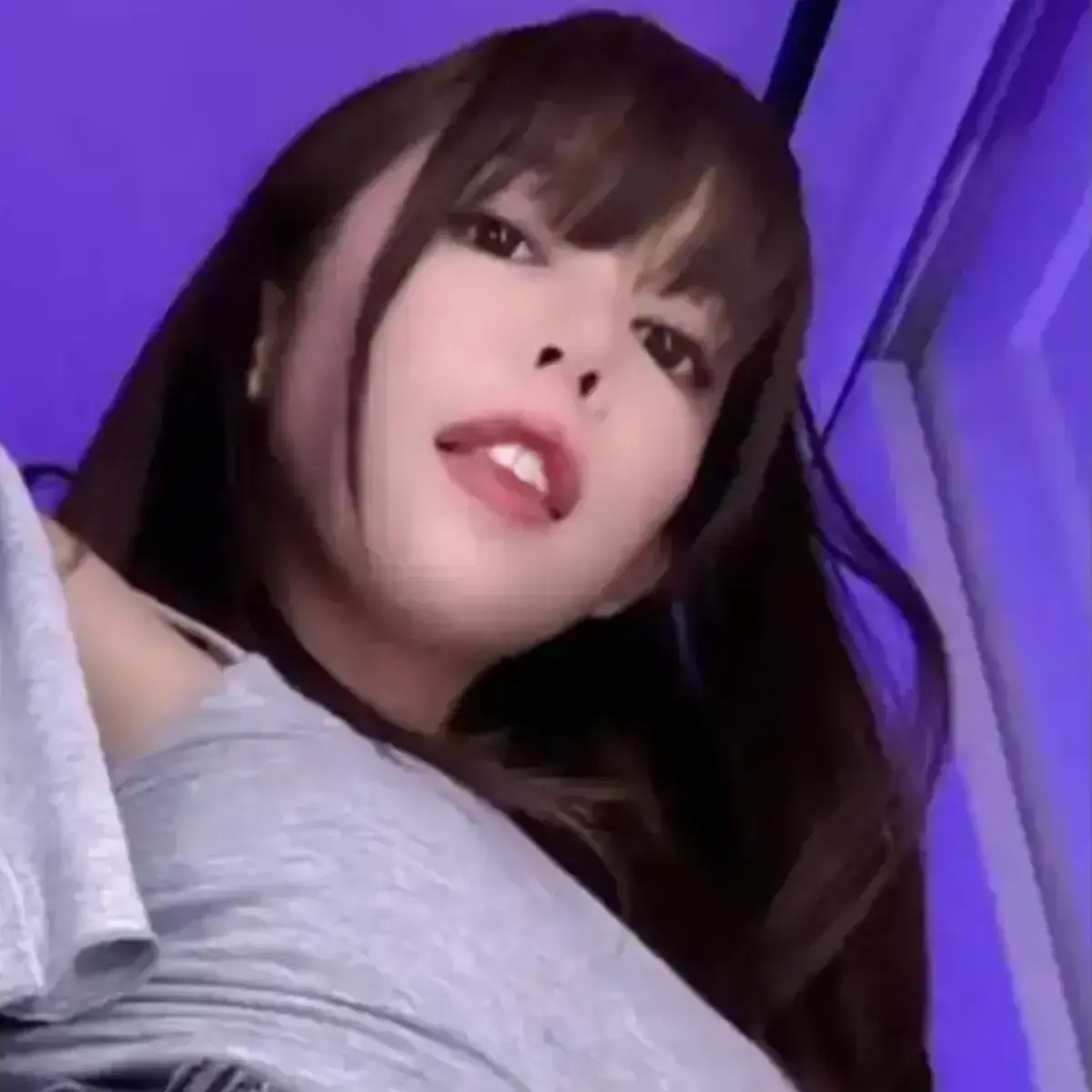《绯红小猫kittyxkum》1080P高清全集免费观看-绯红小猫kittyxkum无删减中文字幕-绯红小猫HD无水印资源在线播放