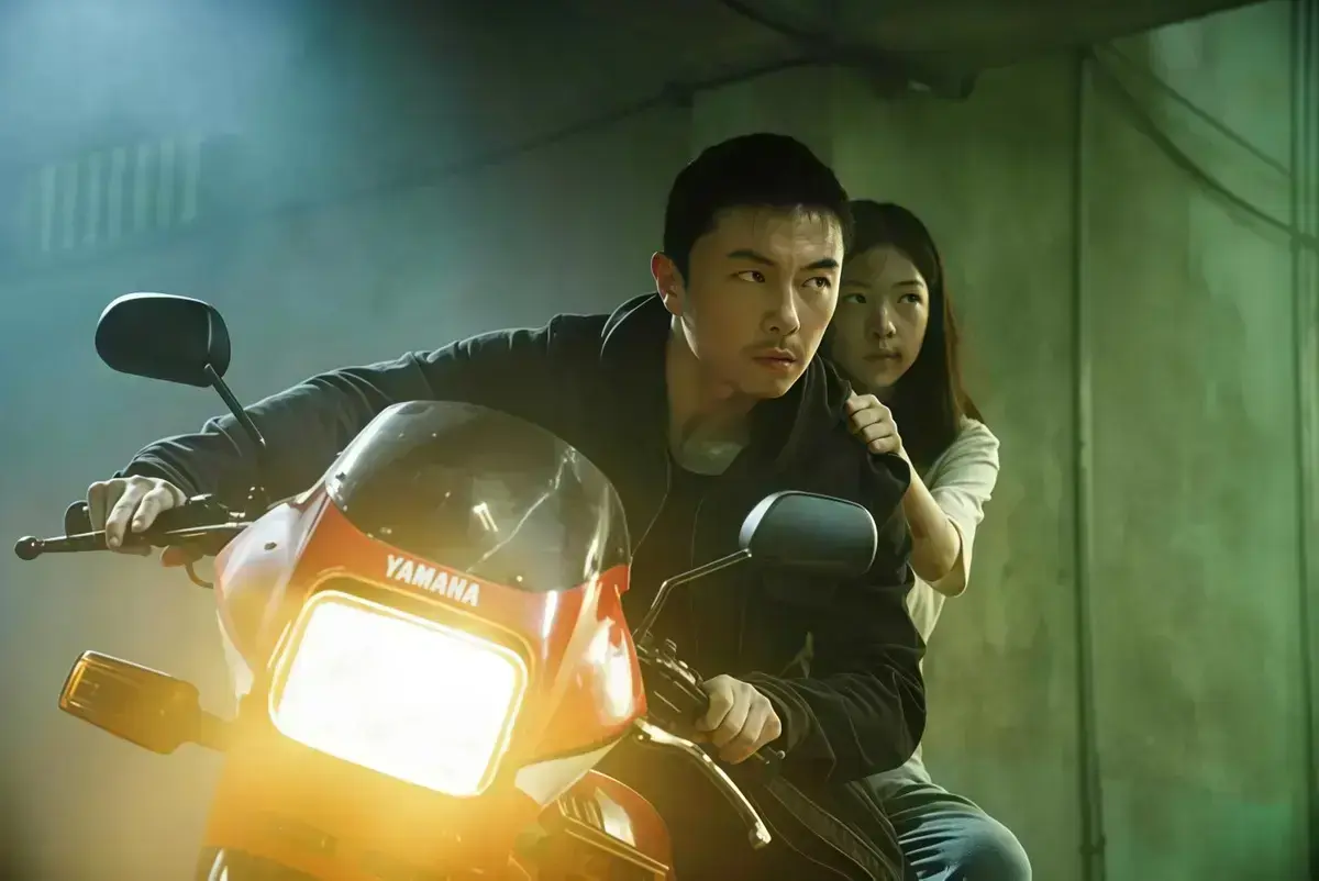 《火遮眼》未删减版1080P高清画质播放-2026谢苗新作火遮眼免费在线观看-火遮眼犯罪惊悚动作大片极速观看